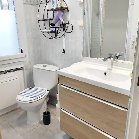 Guynemer 3 Pieces De Vie - - Terrasse- Clim Apartman